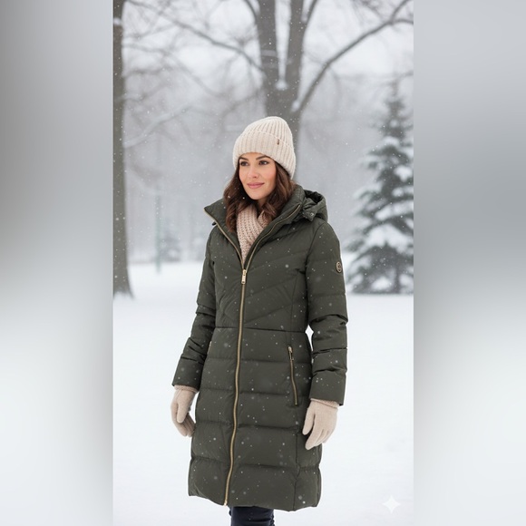 MICHAEL Michael Kors Jackets & Blazers - MICHAEL Michael Kors Olive Hooded Puffer Jacket women’s size medium